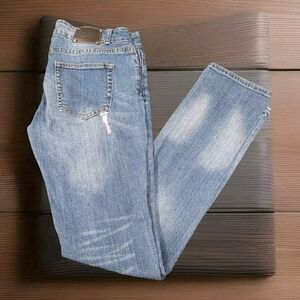 Red Rivet Jeans Womens 9 Distressed Slim Straight Leg Medium Wash Denim Patch
